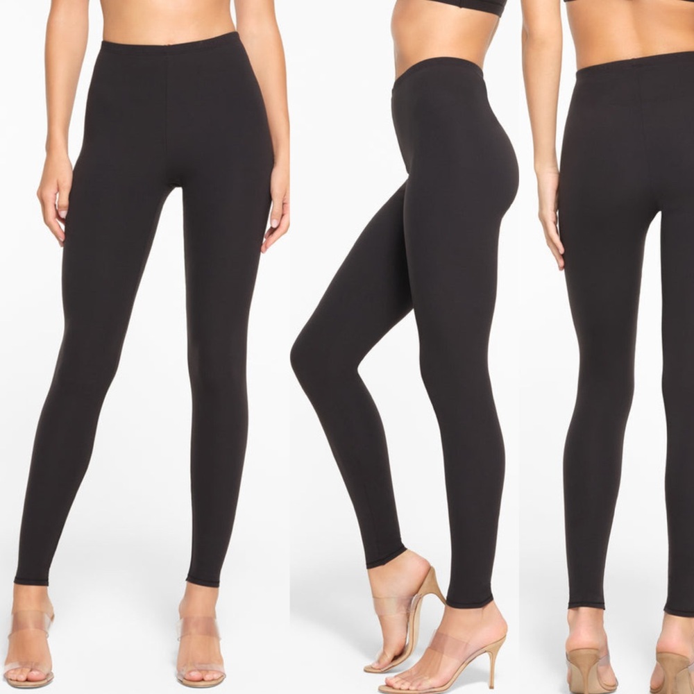 SKIMS Black Core High-Waist Leggings